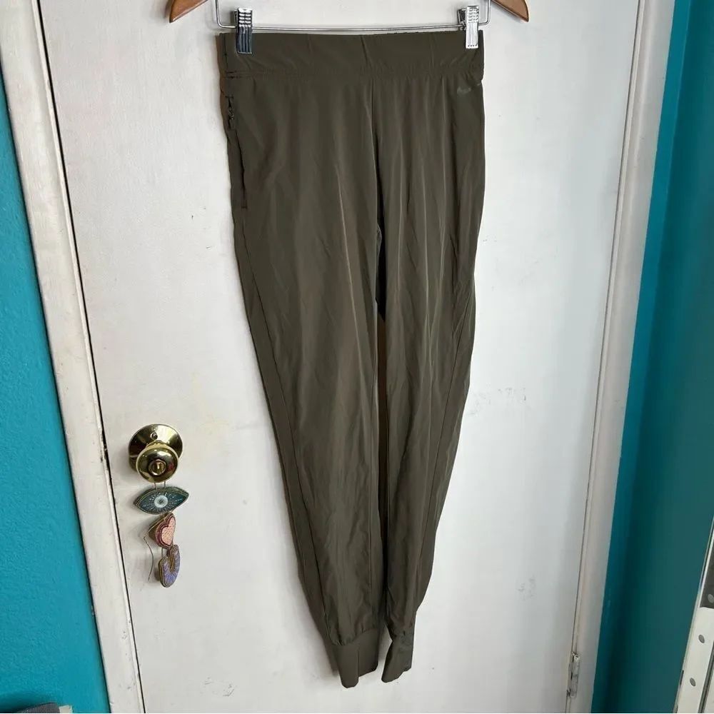 NIKE Dri-FIT Training Joggers Olive Green Size XS